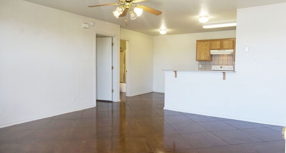 Building Photo - 411 E Central Texas Expy