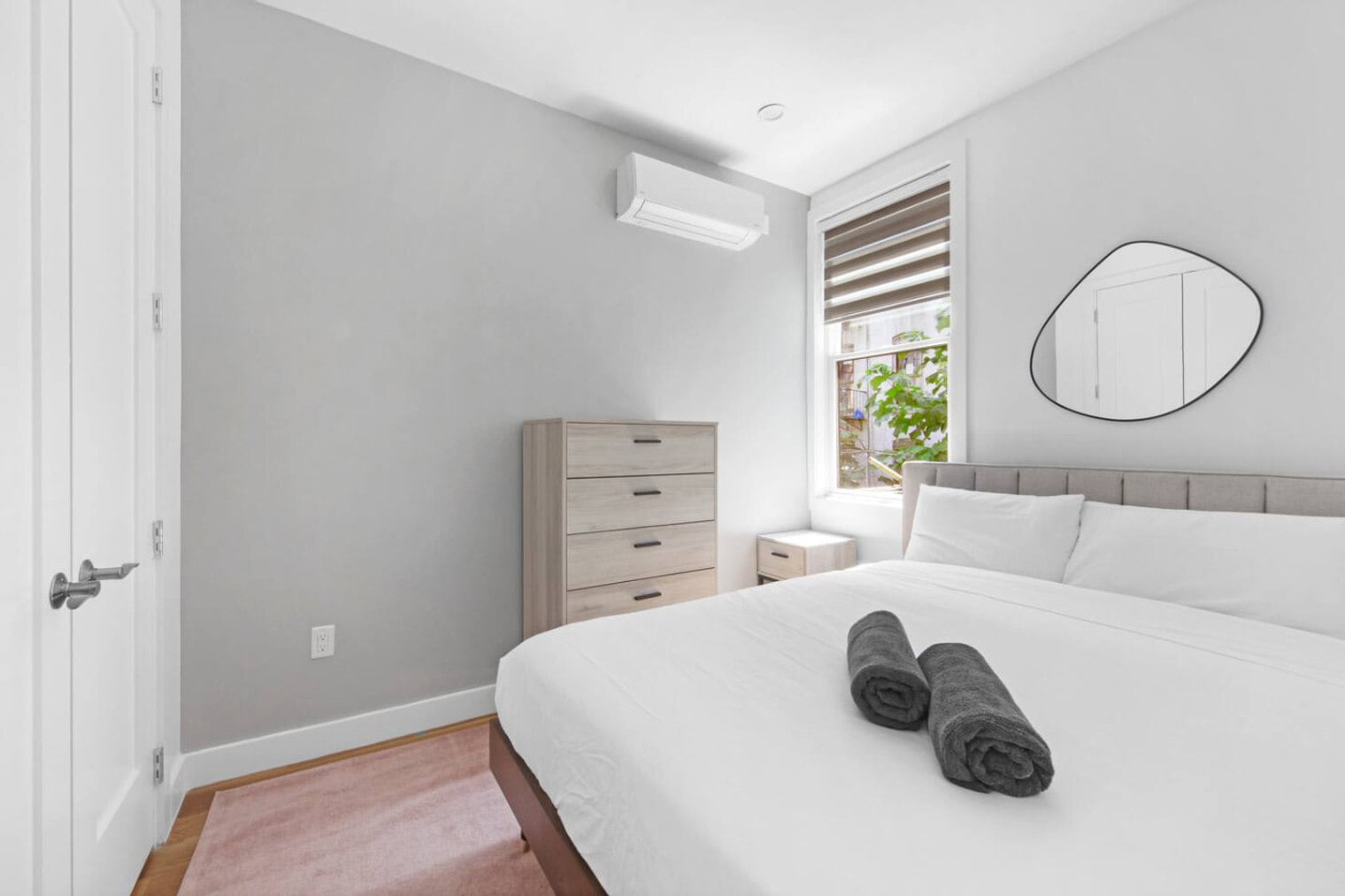 Building Photo - 564 W 182nd St