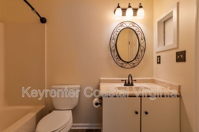 Building Photo - 922 Pocahontas Ct