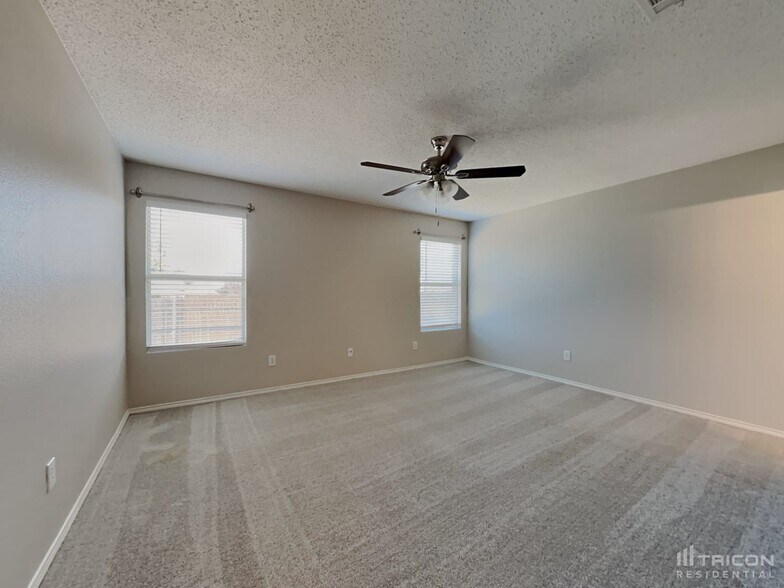 Building Photo - 617 Condor Trail