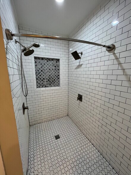 Building Photo - 873 Perkiomen St