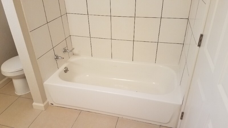 Building Photo - 422 Globe Ave