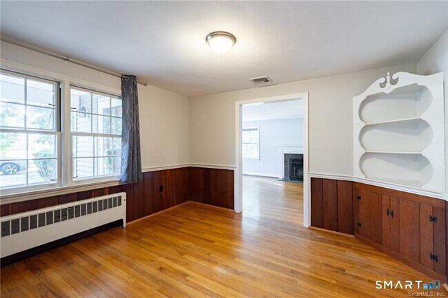 Building Photo - 37 Old Wheeler Ln