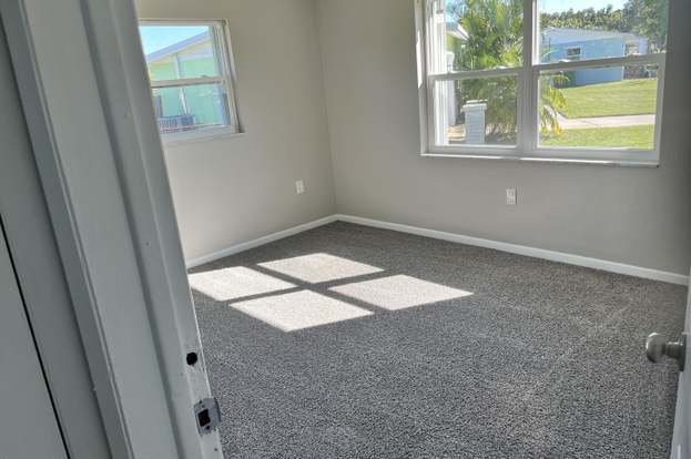 Building Photo - 2170 Emerald Ct
