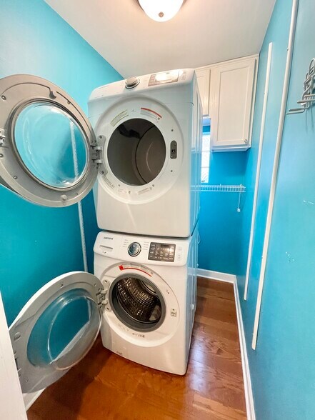 Building Photo - 5755 S Meade Ave