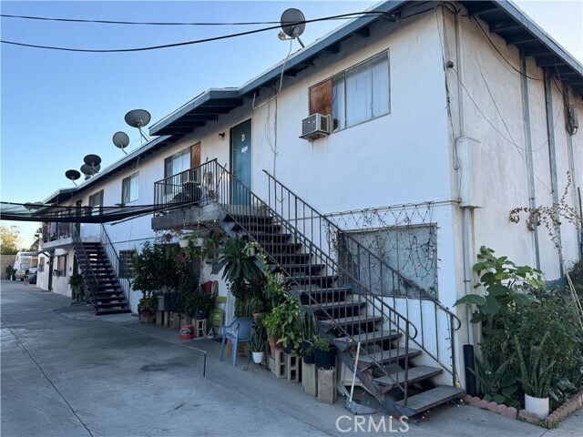 Building Photo - 13534 Ramona Blvd