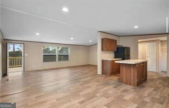 Building Photo - 348 Ruby Ridge Dr