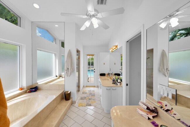 Building Photo - 4320 St Charles Way