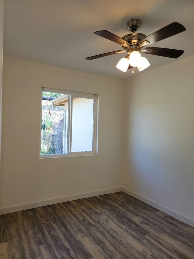 Building Photo - 6091 Horton Dr