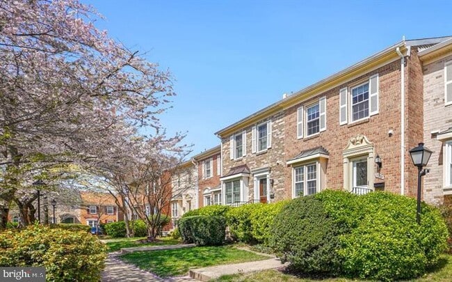 Building Photo - 10284 Arizona Cir