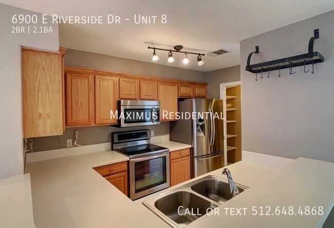 Building Photo - 6900 E Riverside Dr