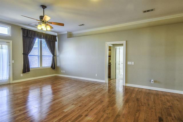 Building Photo - 718 Donny Brook Dr