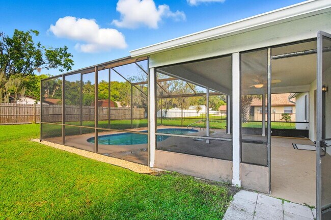 Building Photo - "Charming 3-Bedroom Oasis with 2 Baths on ...