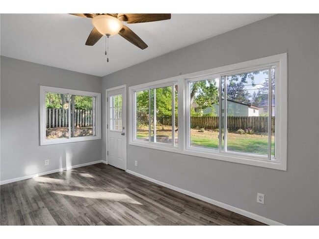 Building Photo - 2586 Martin Way
