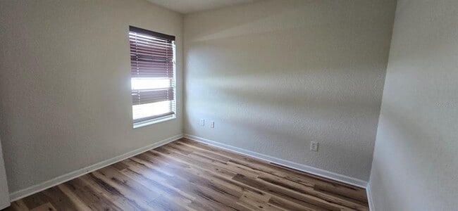 Building Photo - 3930 SW 57th Terrace