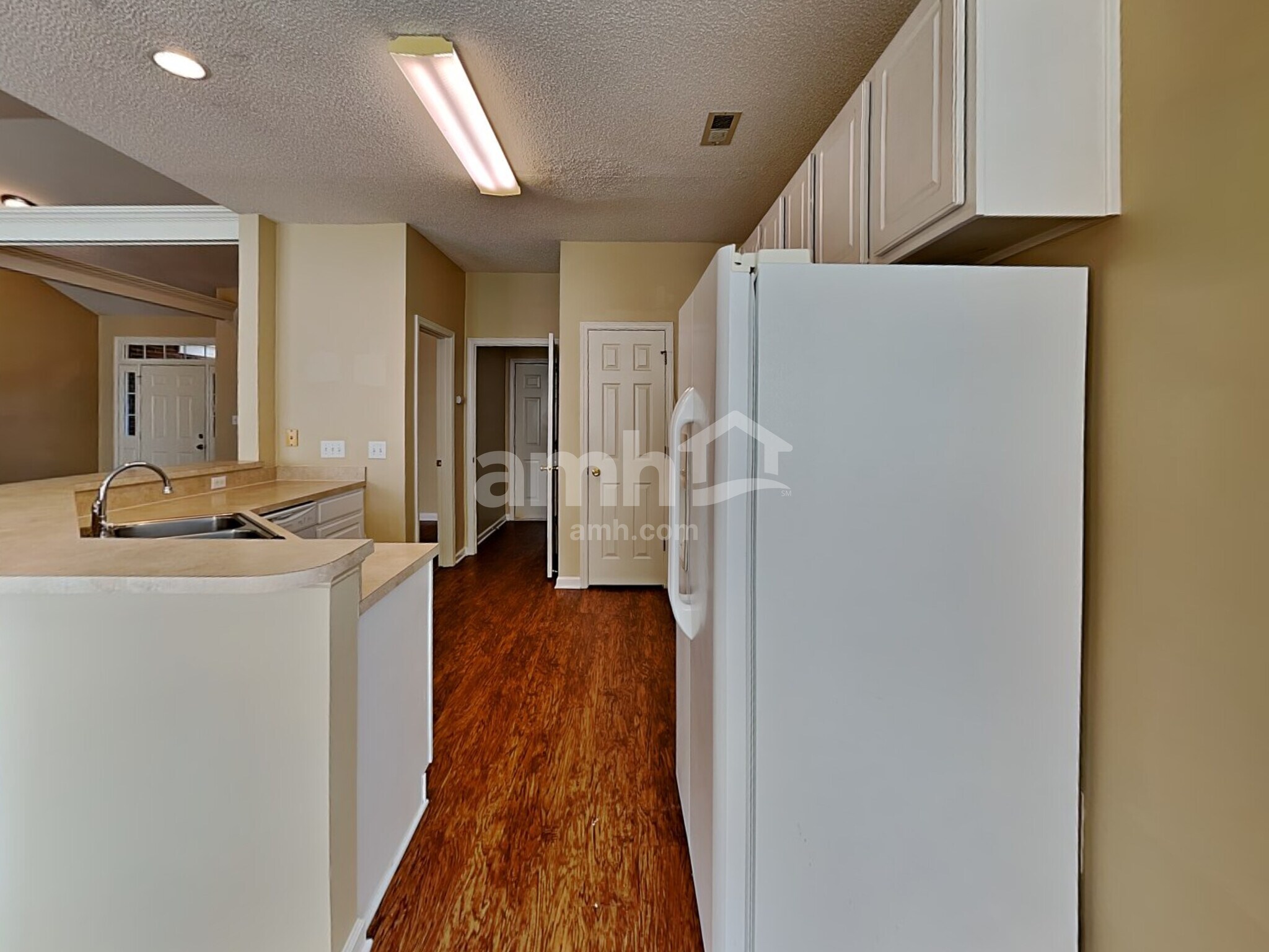 Building Photo - 6604 Conifer Cir