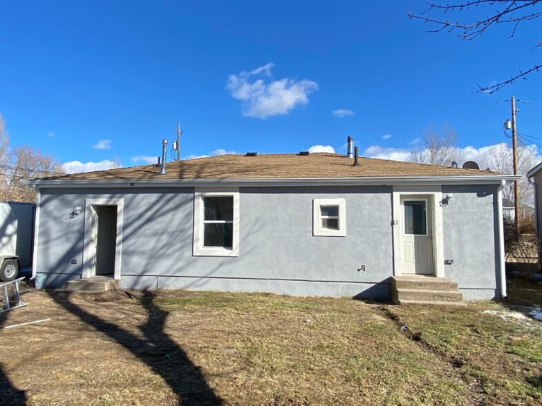 Building Photo - 5239 S 2700 W