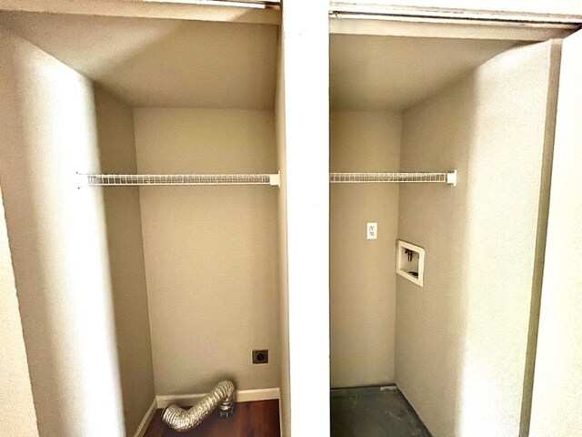 Building Photo - 3794 Lemay Village Ln