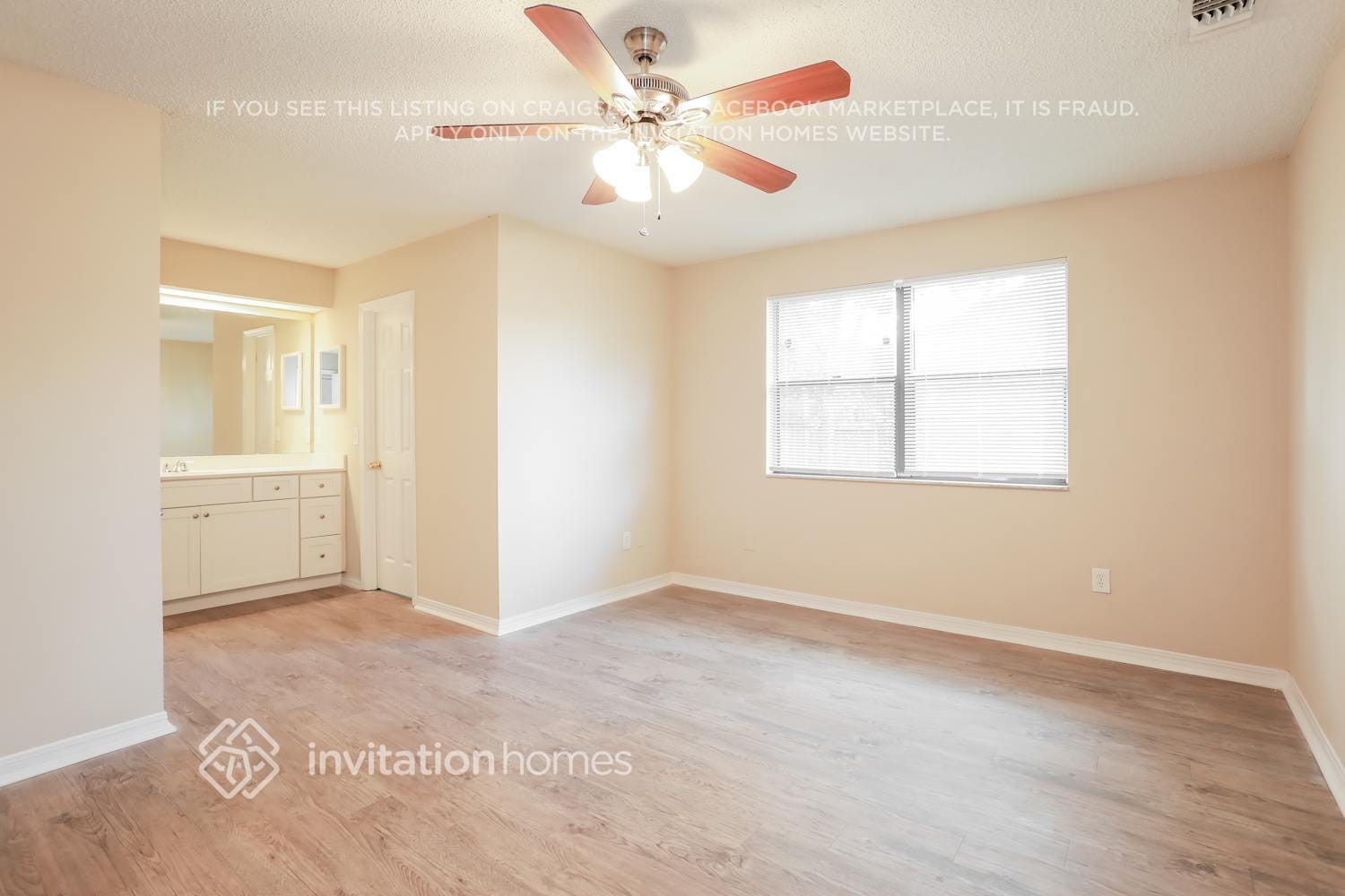 Building Photo - 8438 Sand Point Dr W
