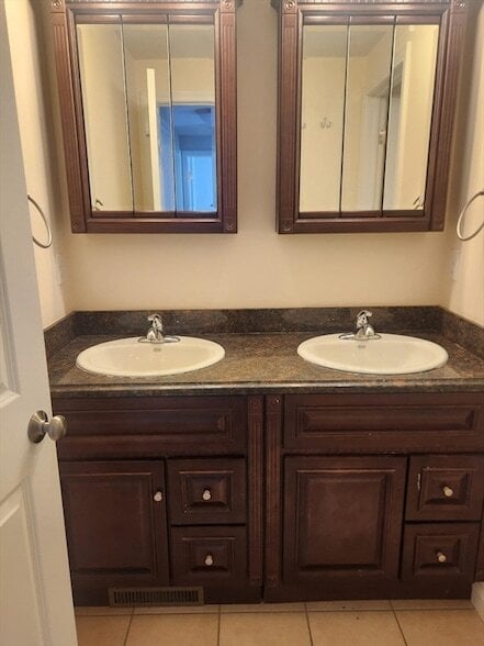 Building Photo - 24 Bittersweet Blvd