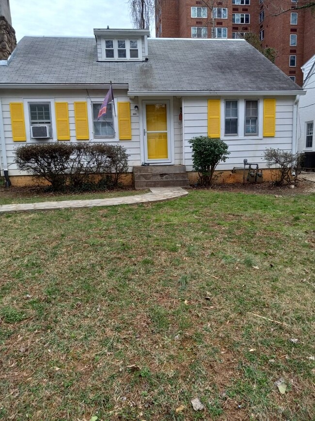 Primary Photo - 514 Valley Rd