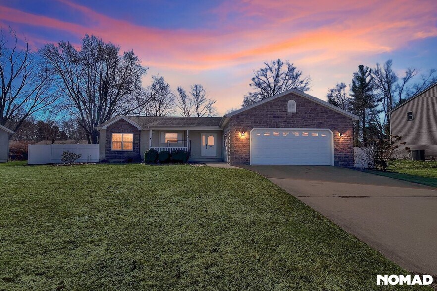 Building Photo - 5711 Coddington Ln