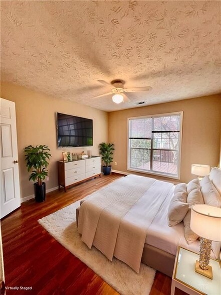 Building Photo - 3287 Crossfield Ln