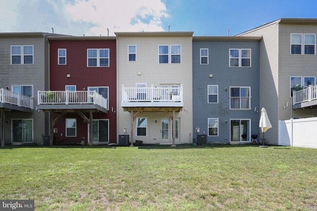 Building Photo - 304 Iannelli Rd