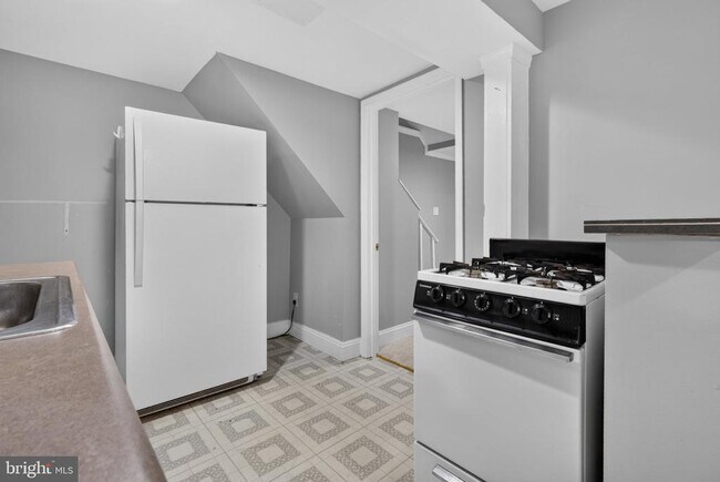 Building Photo - 4130 Military Rd NW