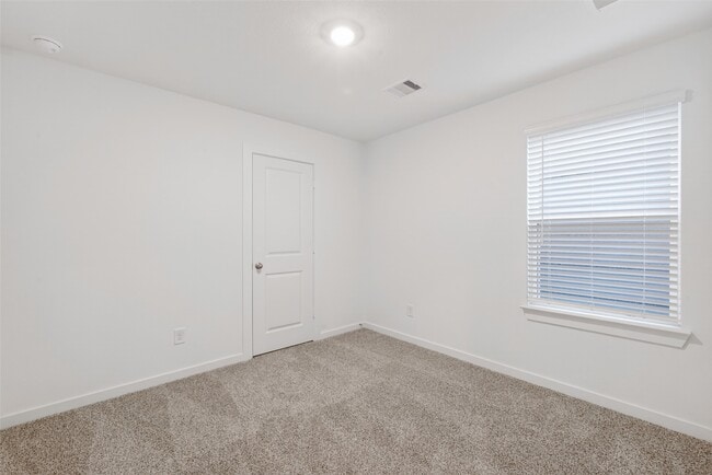 Building Photo - 28142 Meadowlark Sky Dr
