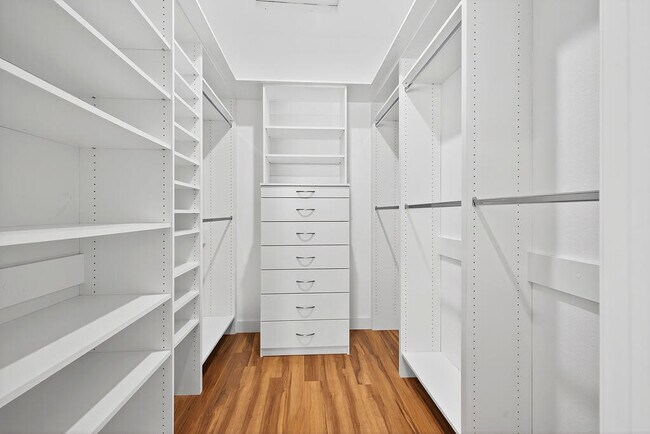 Building Photo - 81112 Avenida Lorena