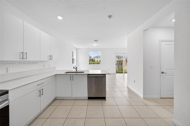 Building Photo - 5555 NW 27th St