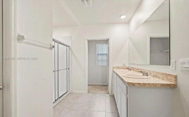 Building Photo - 870 Remington Green Dr SE