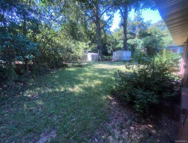 Building Photo - 2454 Spruce Curve