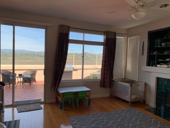 Family room - 18950 Caminito Cantilena