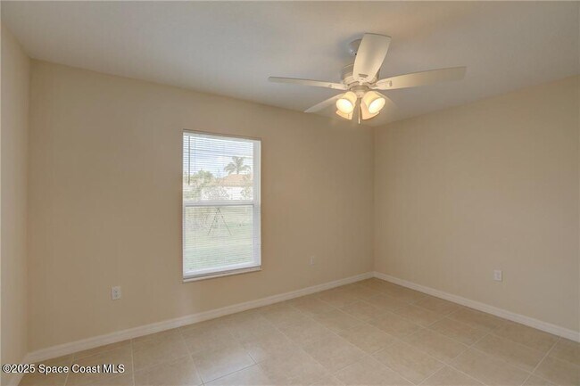 Building Photo - 741 Capon Terrace