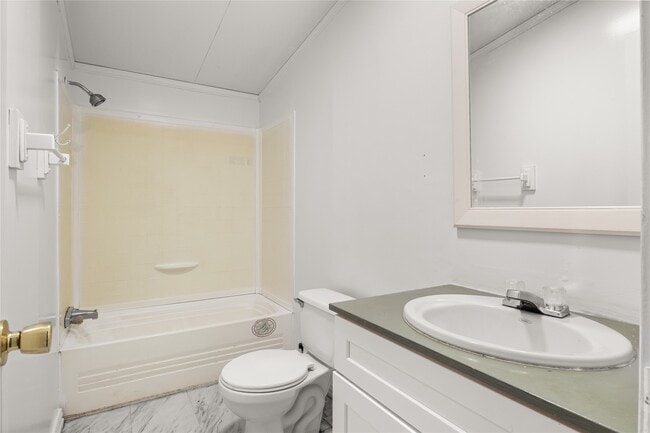 Building Photo - 811 De Lorean Ct