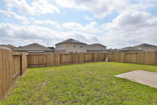 Building Photo - 20914 Solstice Point Dr