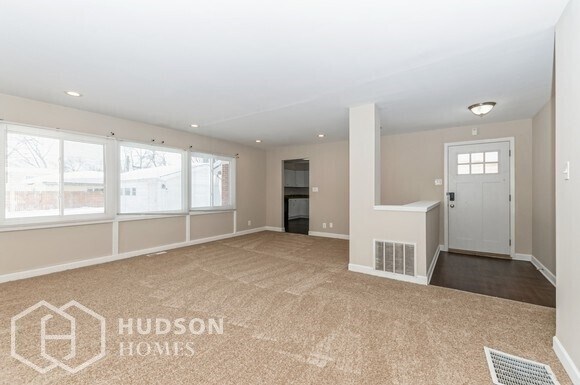 Building Photo - 15237 Ridgeway Ave