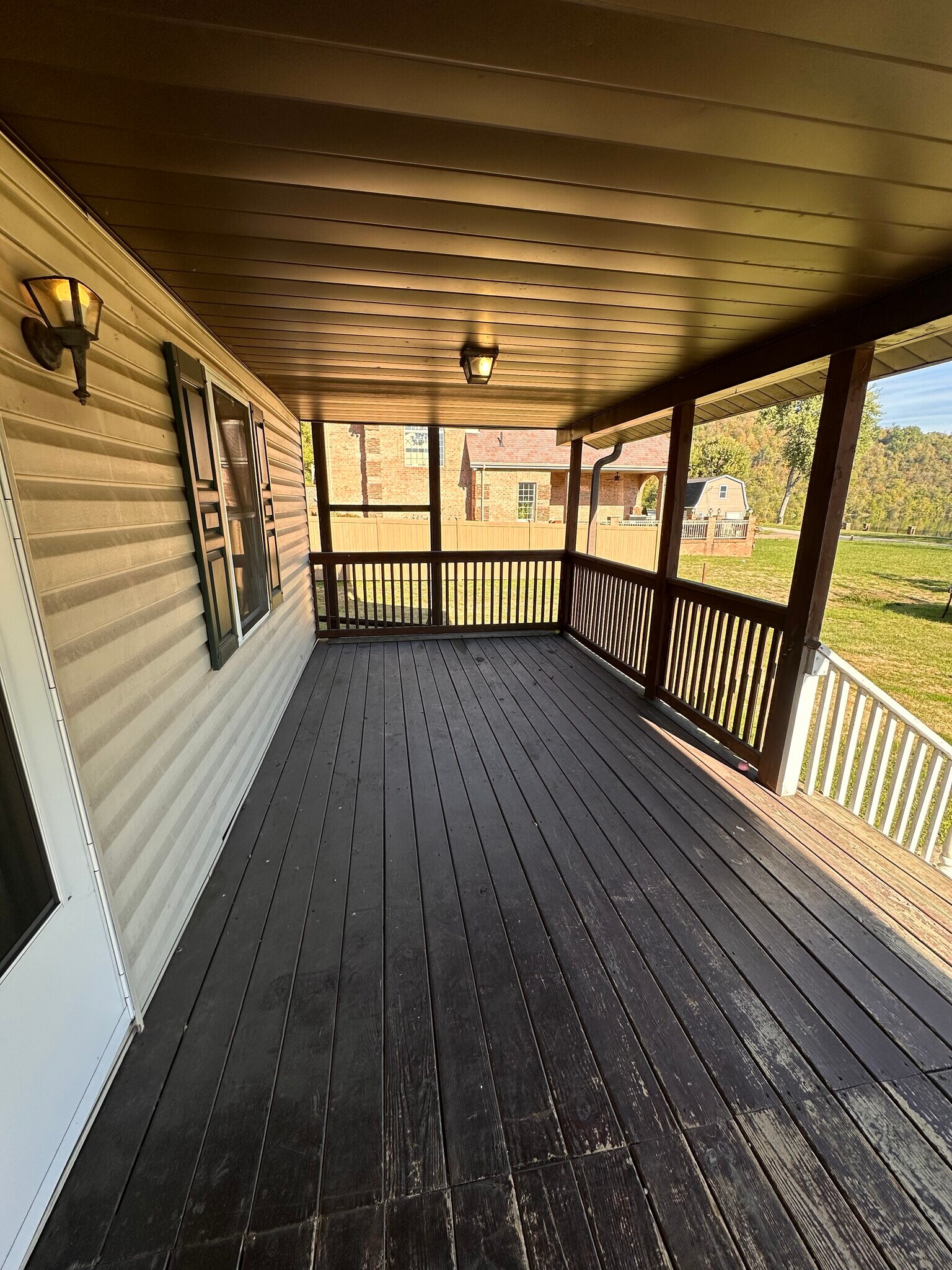 Building Photo - 117 Short St