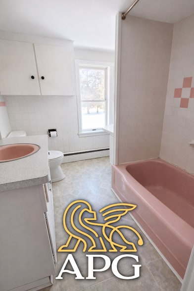 Building Photo - 951 Churchville Riga Rd