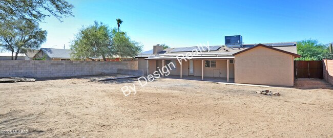 Building Photo - 7230 N Ulene Pl