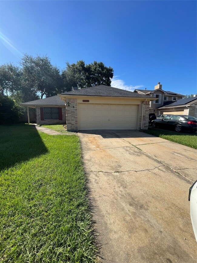 Primary Photo - 11014 Landsbury Cir