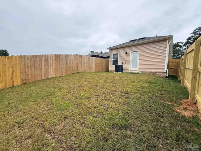 Building Photo - 3209 Damon Dr