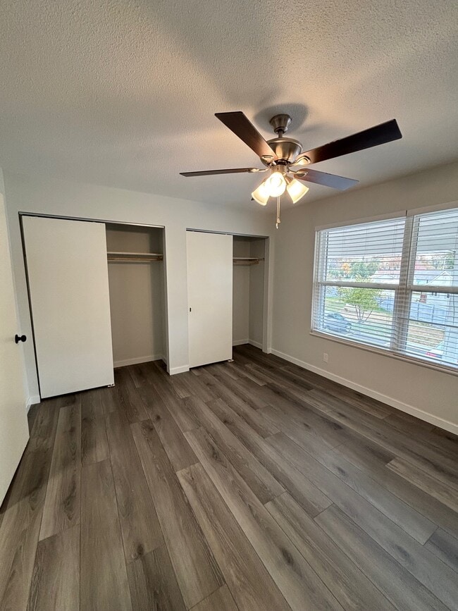 Building Photo - 2713 Center St