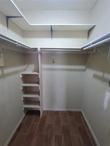 Building Photo - 9600 Royal Ln