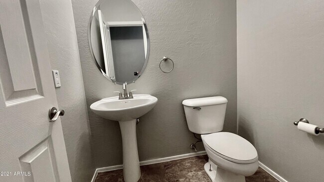 Building Photo - 14174 W Crocus Dr