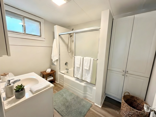 Building Photo - 3 Bed/1 Bath Single Family Home in Clairton