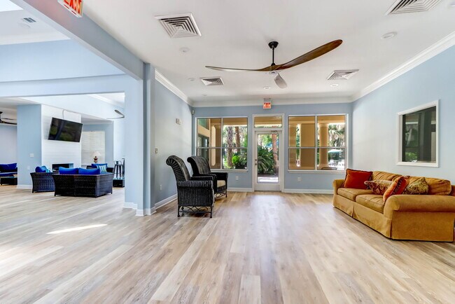 Building Photo - 170 Veracruz Dr