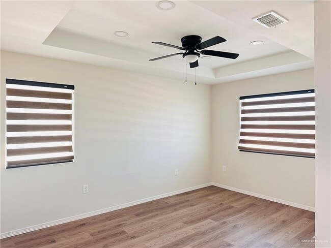 Building Photo - 25 S Kerala Ave